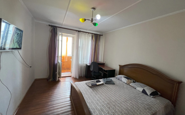 Na Ulitse Sovetskaya 17 V Elitnom Dome Flat