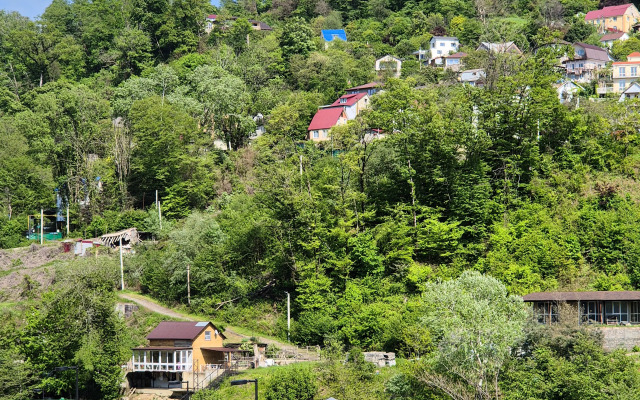 Potryasayuschaya v Flat