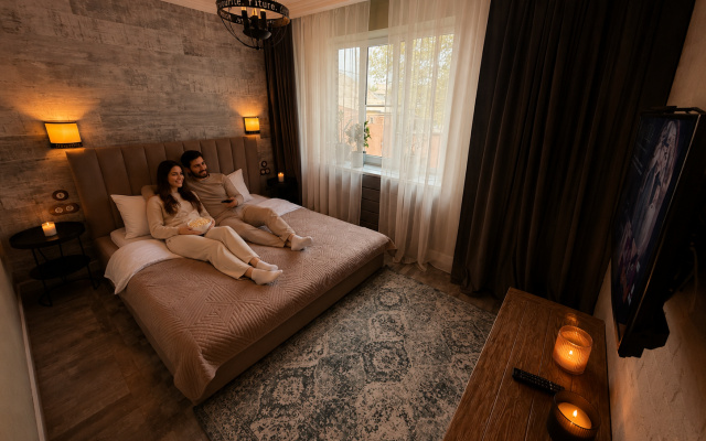 Loft Apartments с пректором и терассой