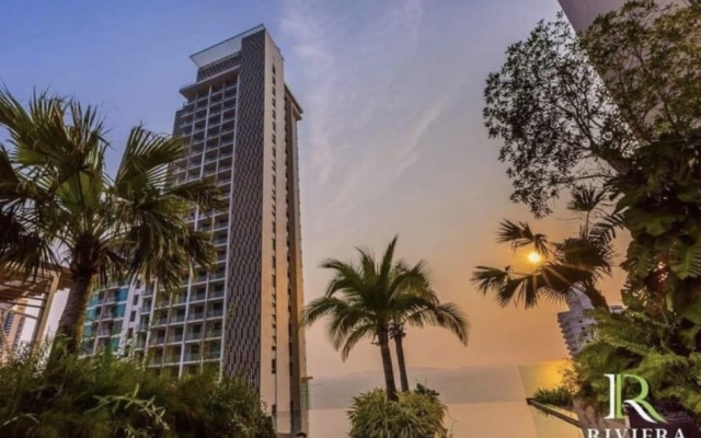 Riviera Wongamat Beach Apartments