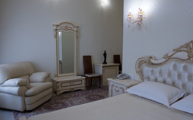 De Versal Hotel
