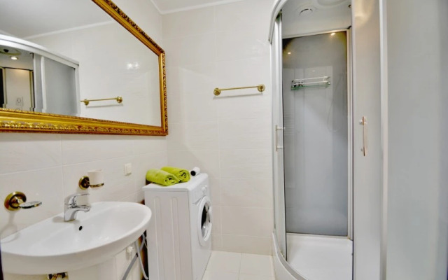Apartamentyaparton Na Nezavisimosti 52-1 Apartment