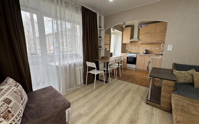 Квартира Большая Трехкомнатная квартира