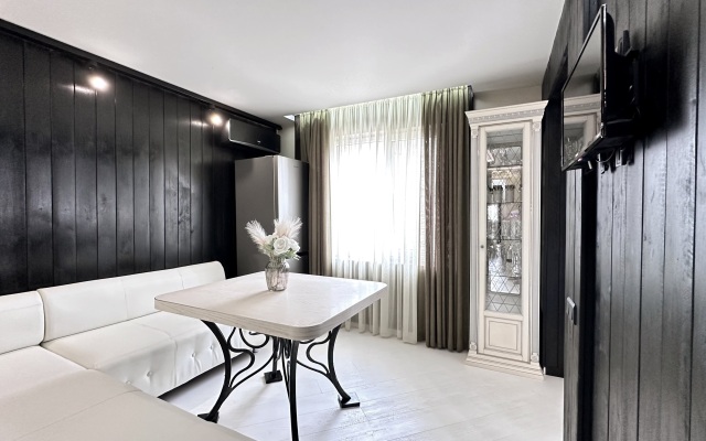 Квартира Трехкомнатная квартира люкс