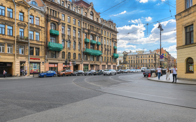 Апартаменты Apartico в центре на Марата