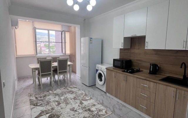Kvartira Apartamenty u fontana na Gejdara Alieva