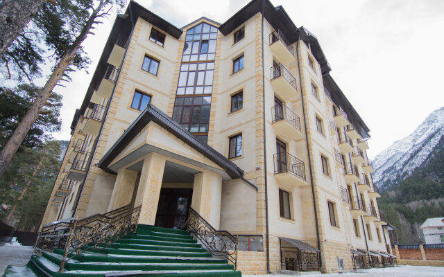 Elbrus Plaza Hotel