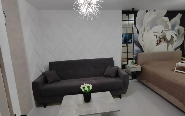 Na Rokossovskogo Flat