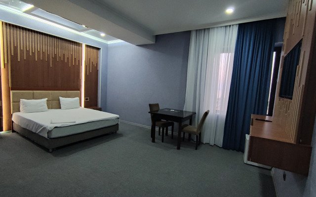 Corniche Baku White City Hotel