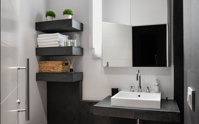 Апартаменты с Видом на Мойку