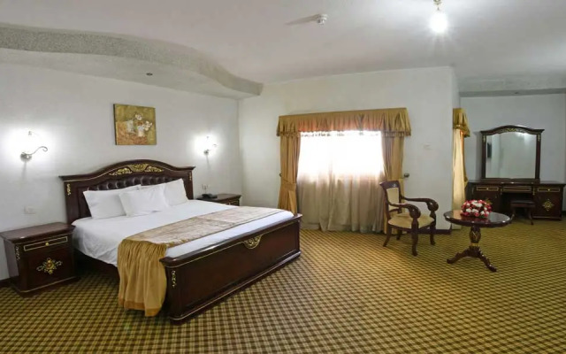 Imperial Botanical Beach Hotel