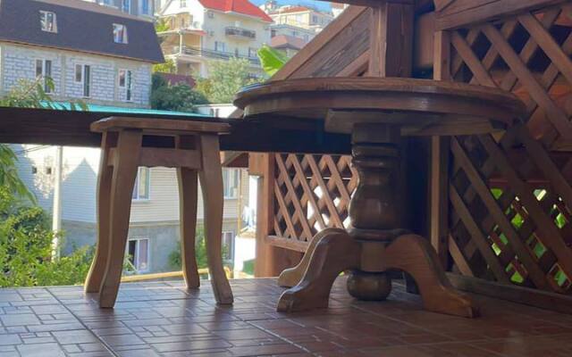 Liana Guest house