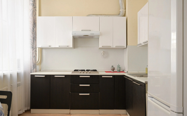 1912 U Zoologicheskogo Sada Apartment