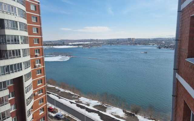 Апартаменты Дальневосточная 106