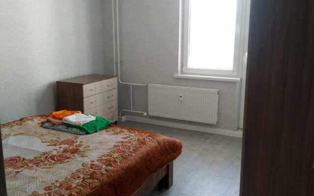 3Kh Komnatnaya Kvartira Na 15 Etazhe Apartments