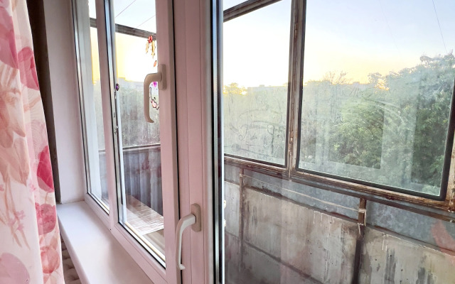 Квартира Трехкомнатная на Гидростроителей