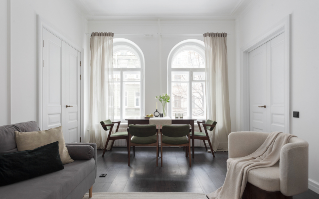 Dizaynerskaya Dvushka V Samom Tsentre Apartments