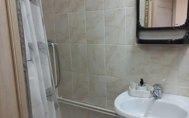 Студия на Горького 48 (48)