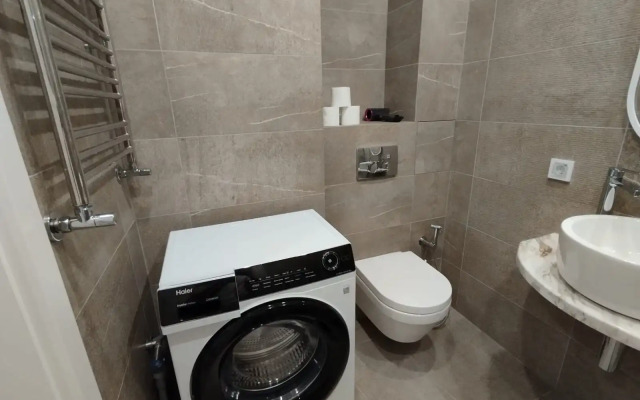 V Yevrope 74 Apartament