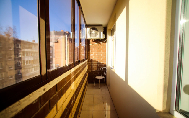 Apartment Atmosphere-Romantic