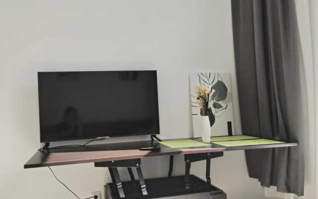 Na Ulitse Usadebny Park 1 Apartments