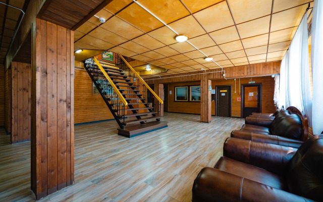 Petrovskiy Bereg Hotel