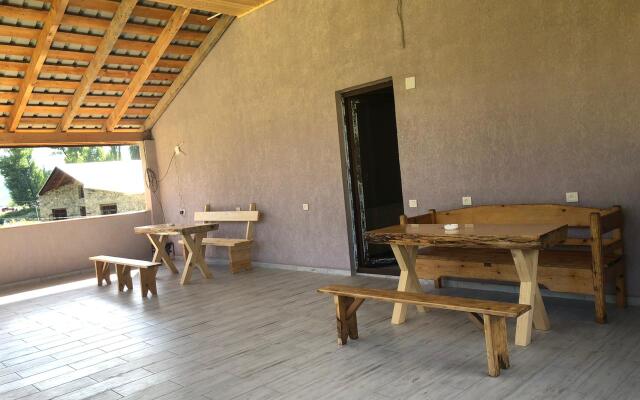 Ninama Guest house