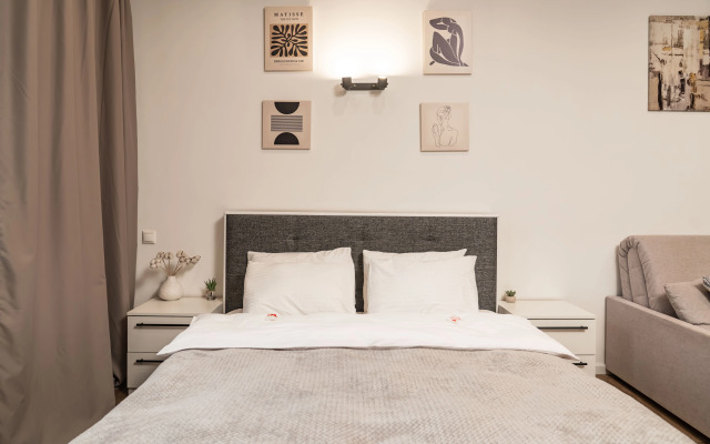 Апартаменты SKY INN Color Grey