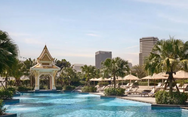 Отель Chatrium Grand Bangkok