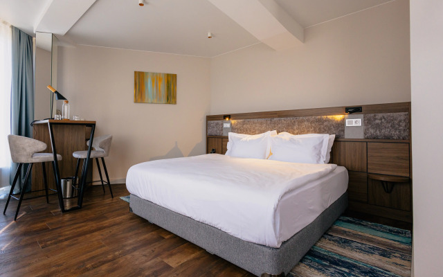 Nuur Hotel