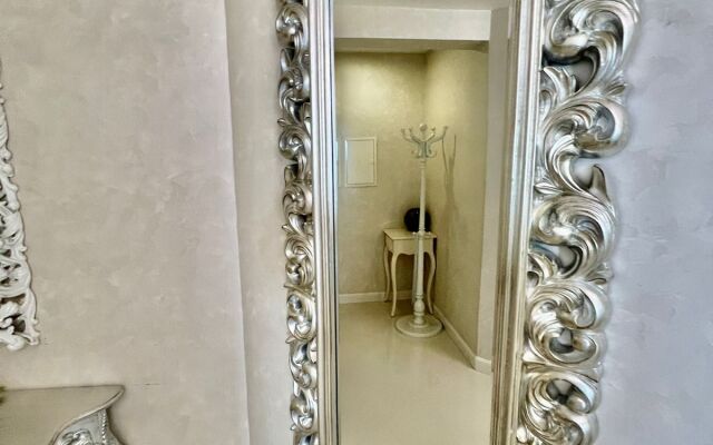 Goral Apartments