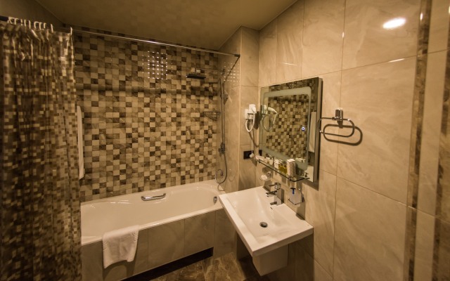 Elegant Hotel & Resort