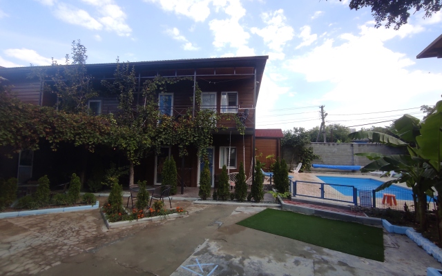 Olenij Ruchej Hotel