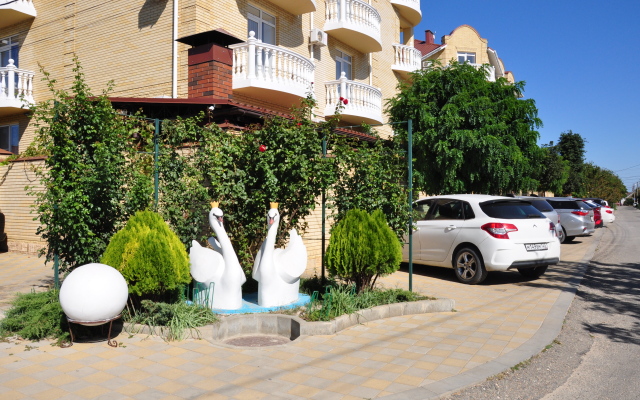 Astoriya Guest house