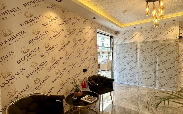 BLOOMTALYA Hotel