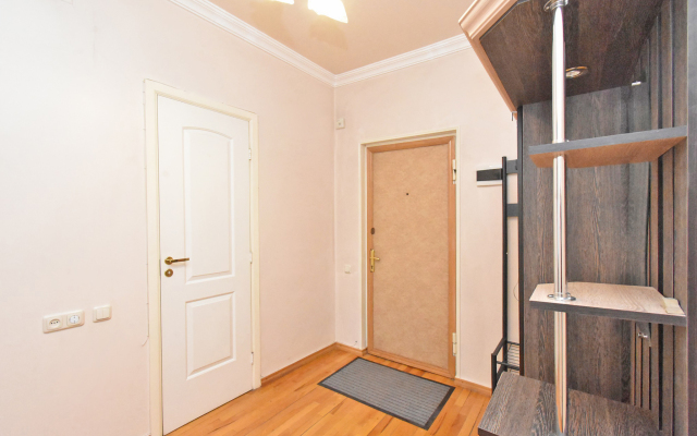 V Bolshom Tsentre Yerevana Apartment