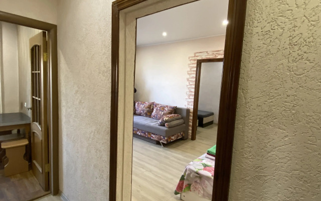 Na Nadezhdy Kraevoy, 9 Flat