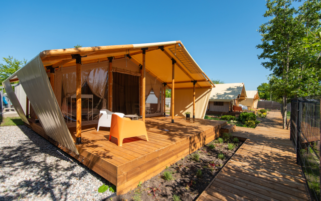 Serf I Velik Glamping