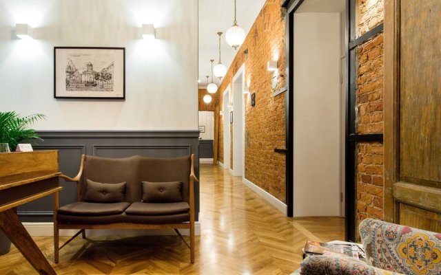Apartment F12