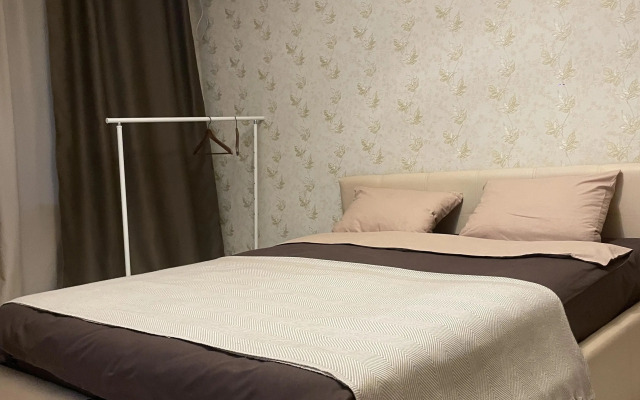 2 Komnatnaya Na 6 Gostey Flat