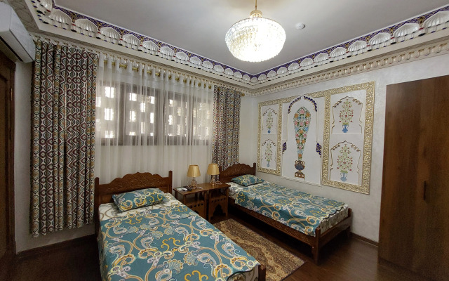 Gulnaraxanum Hotel