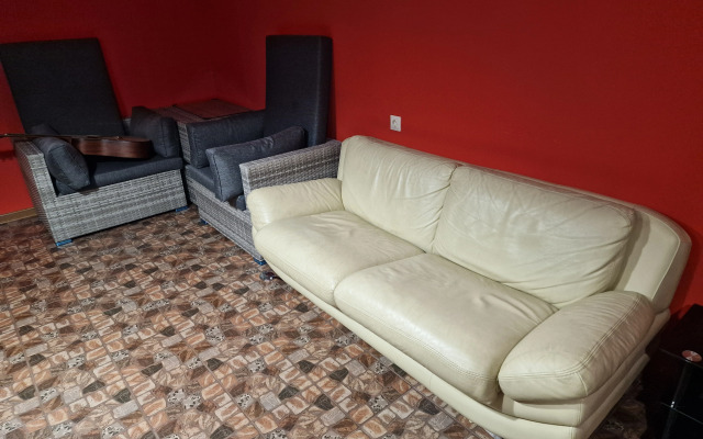 V stile Kontsertkholl Flat