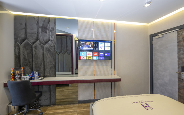 Heaven Premium Airport Hotel