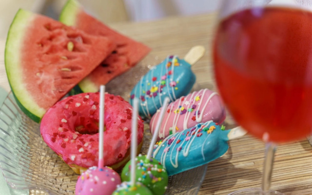 Апартаменты студия в новом доме в центре Тюмени