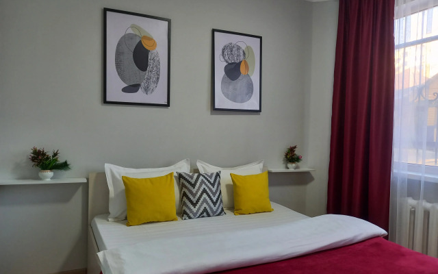 Zvyozdnoye Trio Flat