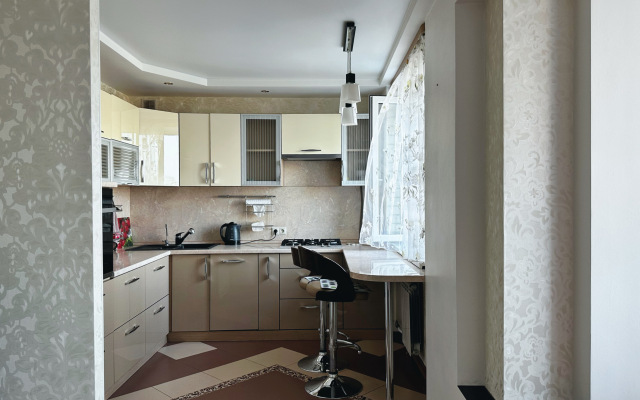 Квартира с панорамным видом на реку и все монастыри