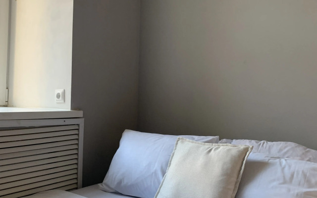 Schastlivaya Matreshka u Vitebskogo Vokzala Flat