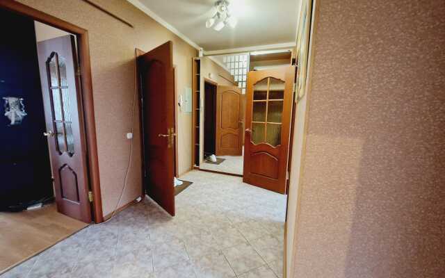 Na ulice Internatsionalnaya 45B Apartments