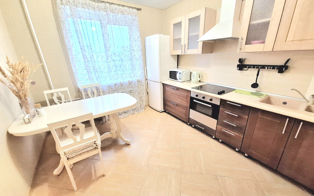 Квартира Большая двухкомнатная квартира