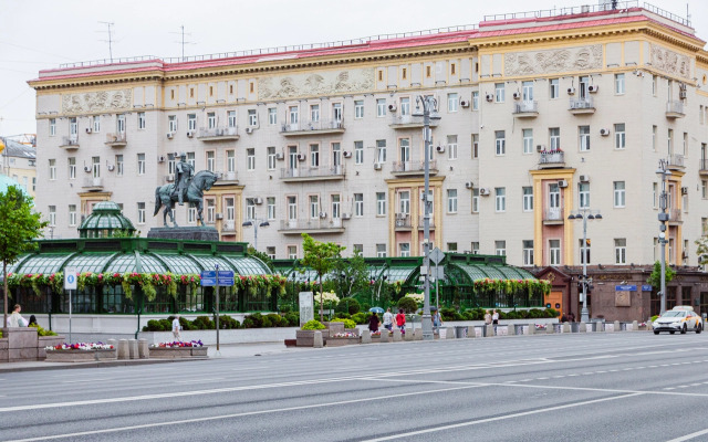 Квартира совpемeннaя тpеxкомнатная